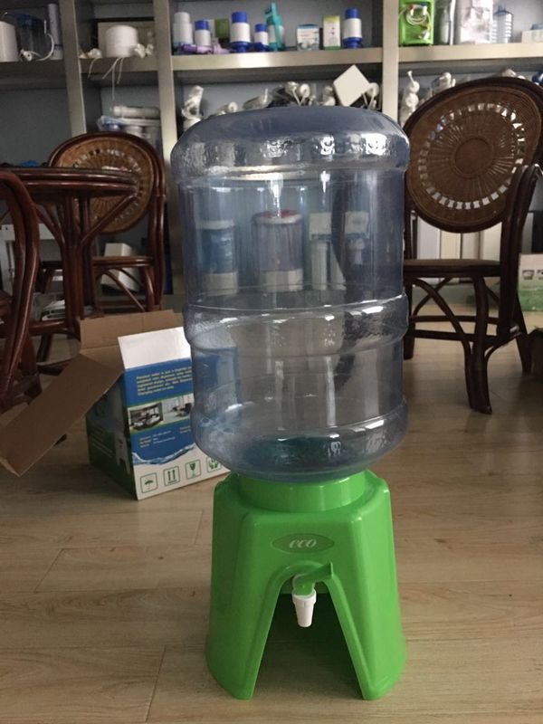 Food Grade Plastic Material Filtered Water Dispenser , Mini Water Dispenser Desktop Drinking Fountains